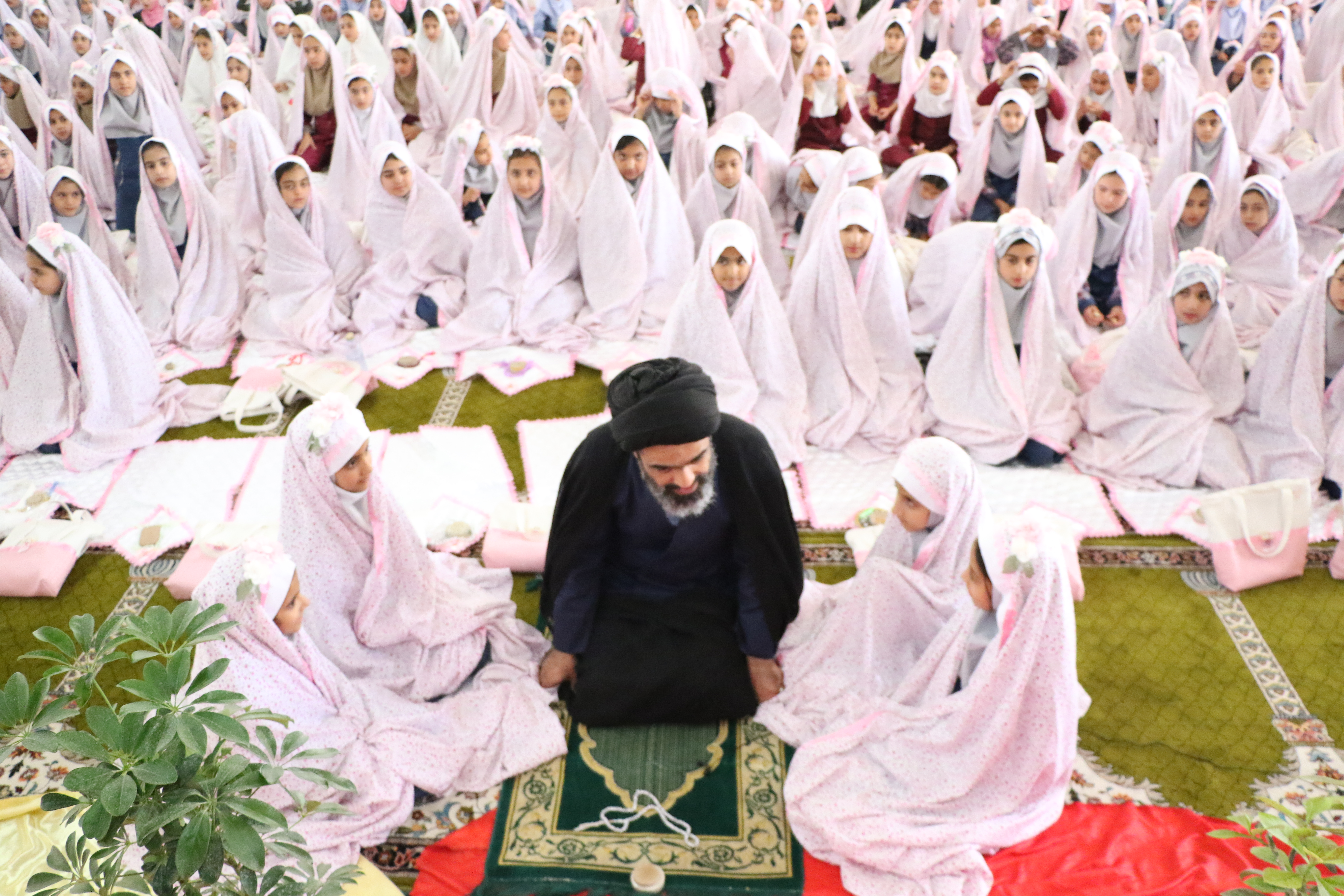  جشن تکلیف؛ نمادی از آغاز راه بندگی