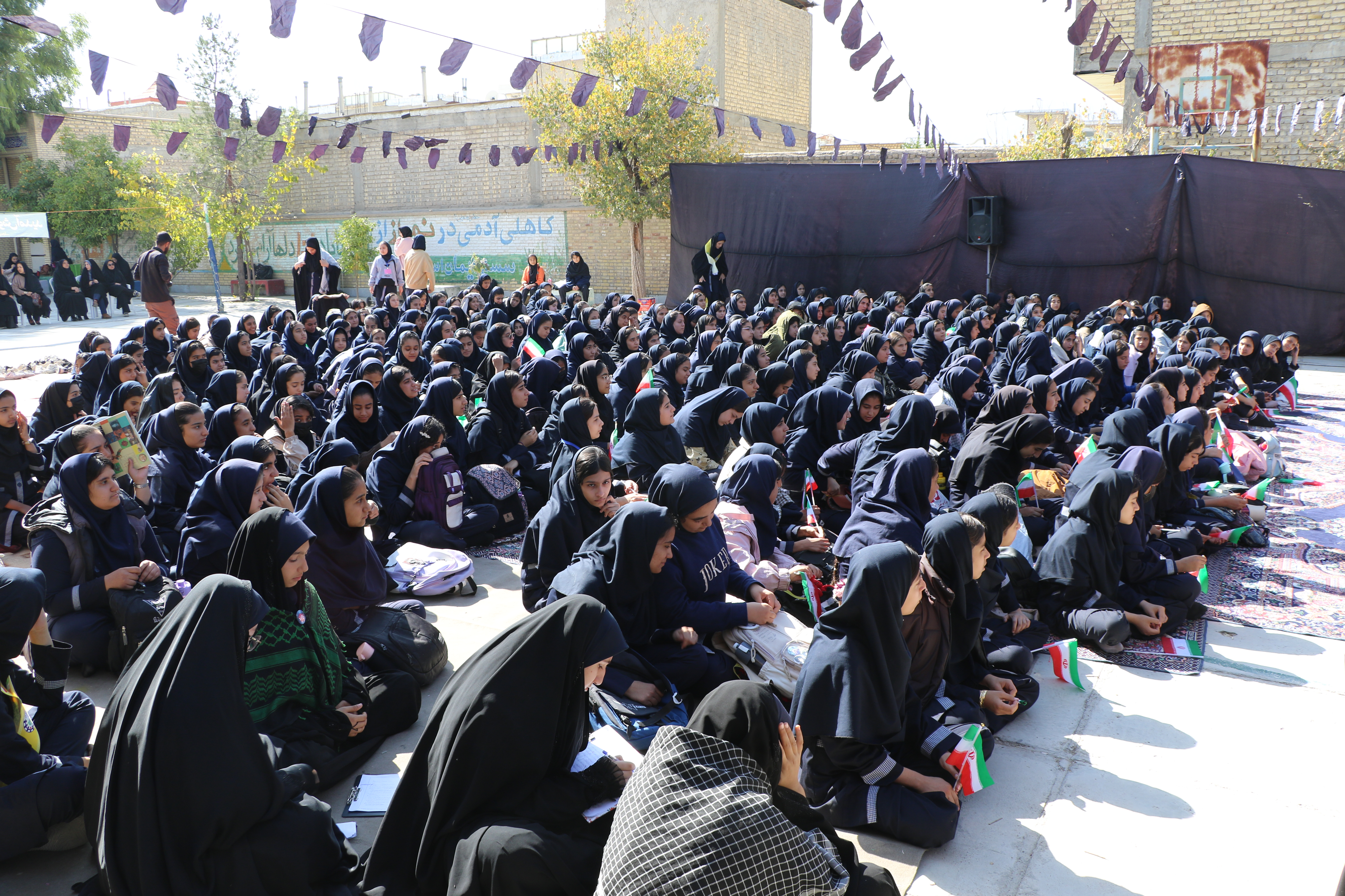 برگزاری یادواره ۷شهید فرهنگی و ۷۲ شهید دانش آموز