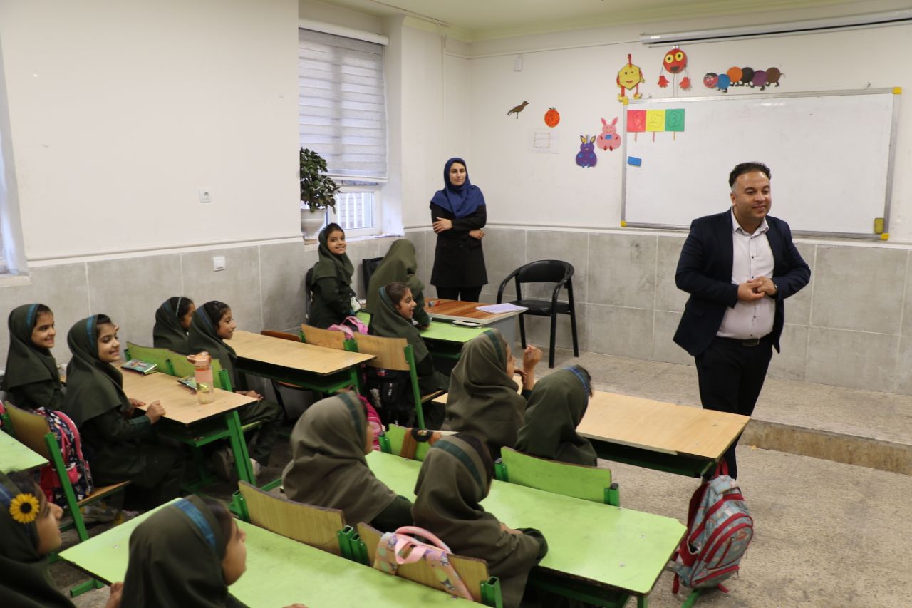 بازدید از مدارس