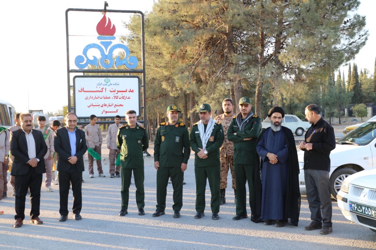 مراسم تشییع پیکر پاک شهید گمنام دفاع مقدس در کوار