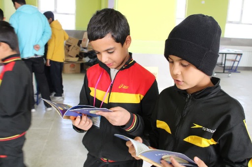 برگزاری نمایشگاه کتاب در مدرسه خشت های بهشتی 