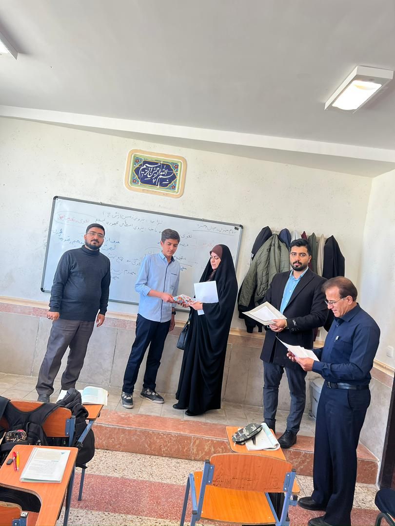 بازدید از مدارس متوسطه دوم  