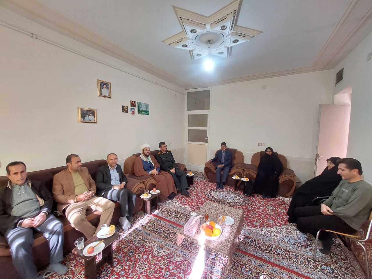 دیدار با خانواده شهید فرهنگی