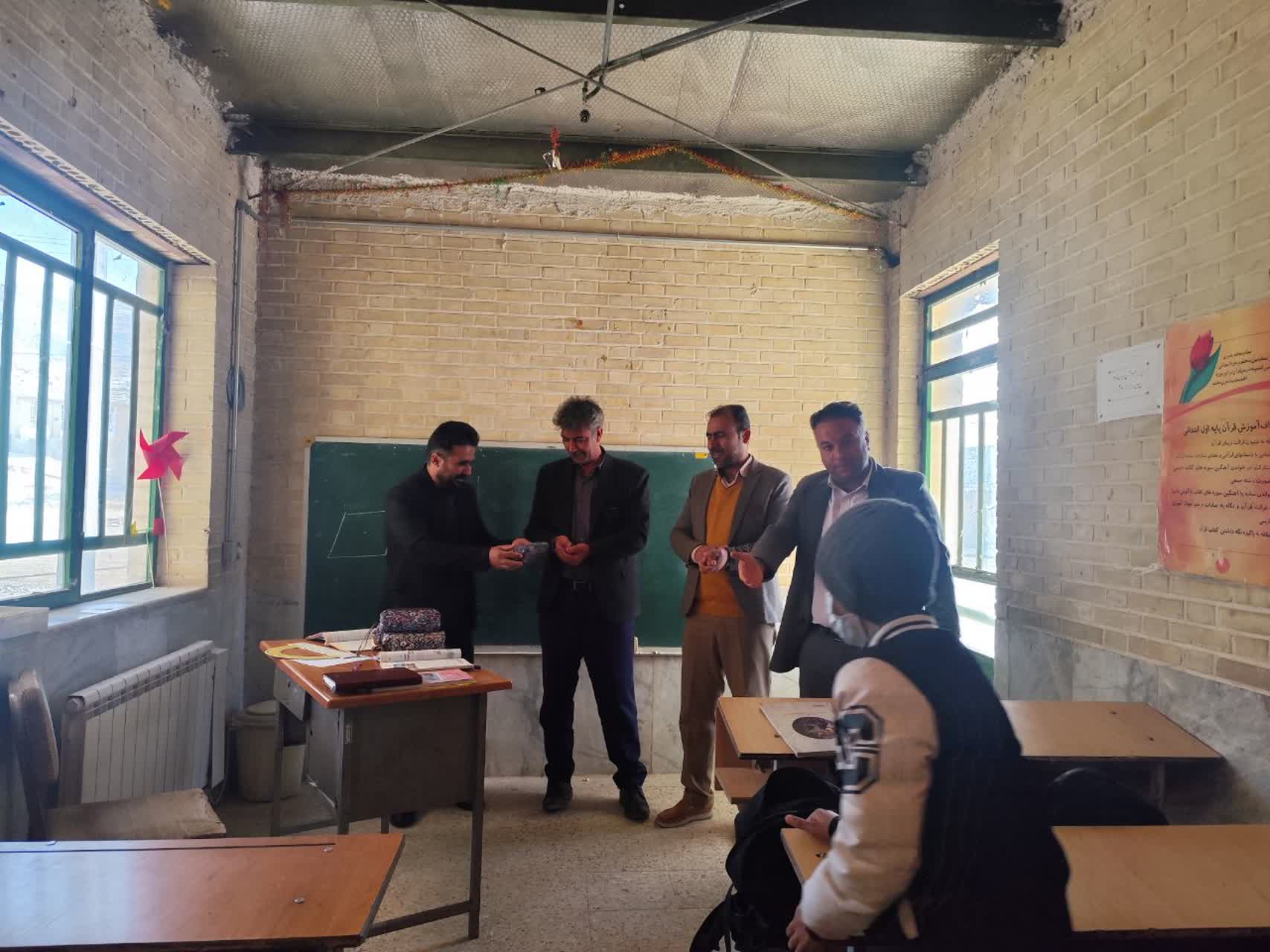 ارزیابی مدارس امام علی(ع) جلال آباد و شهید غضنفر غلامی دهداری