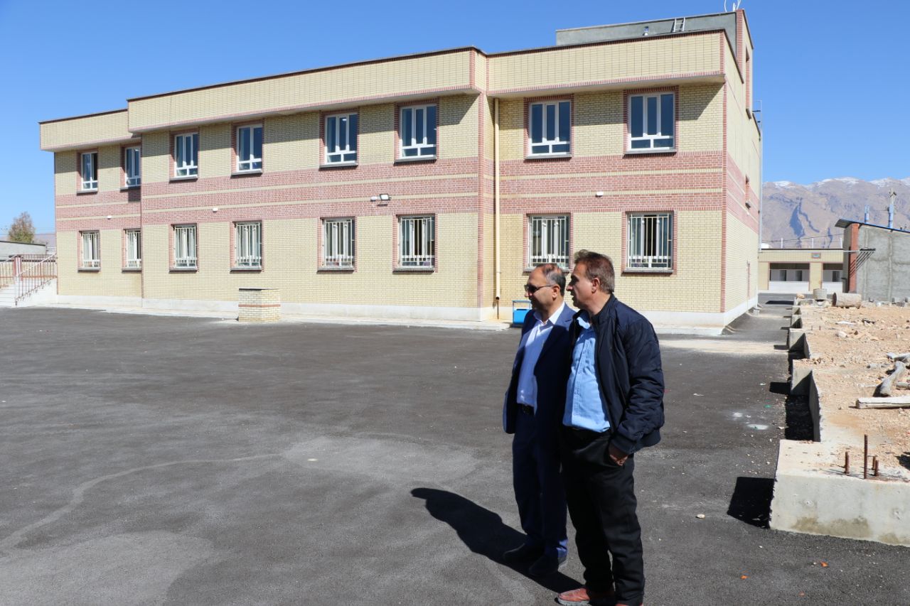 بازدید از مدارس