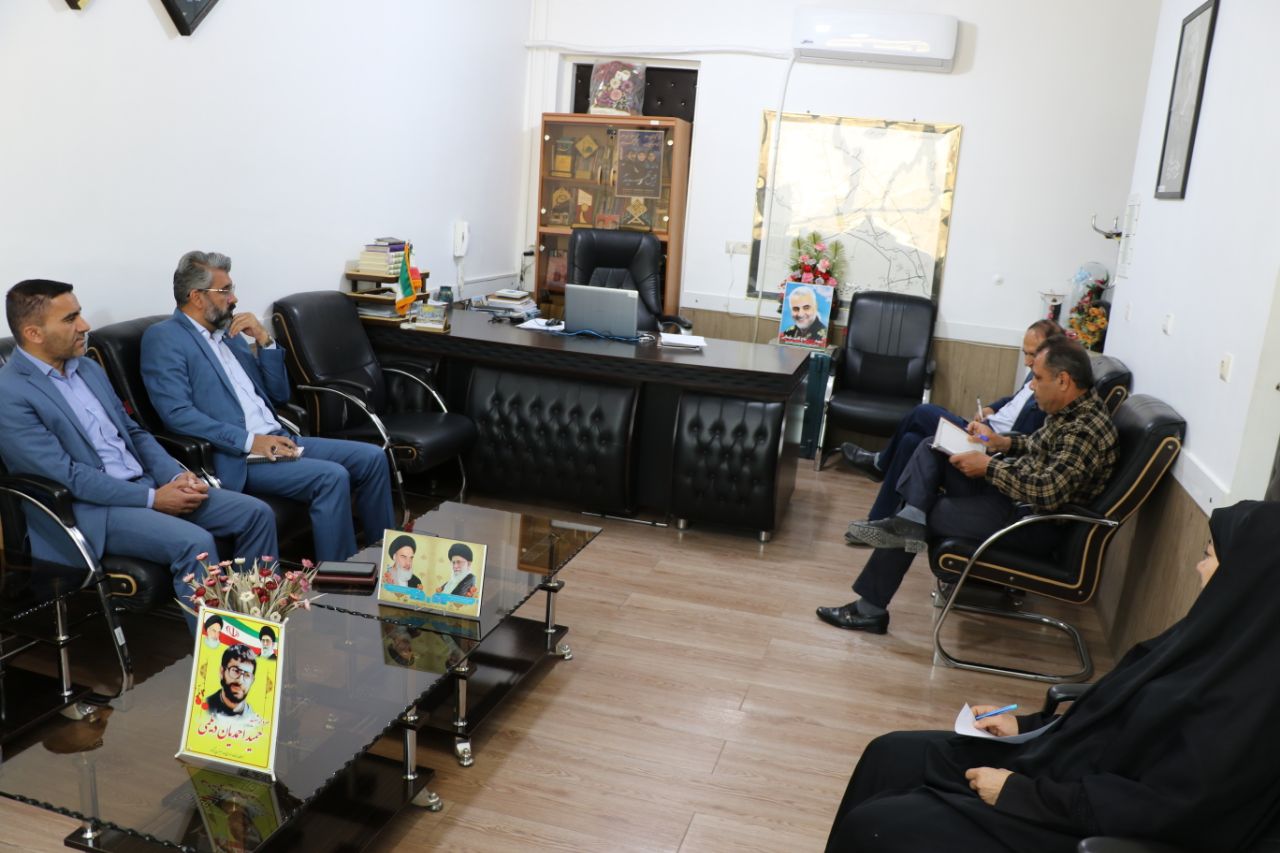 نشست ستاد شاهد در آموزش و پرورش کوار