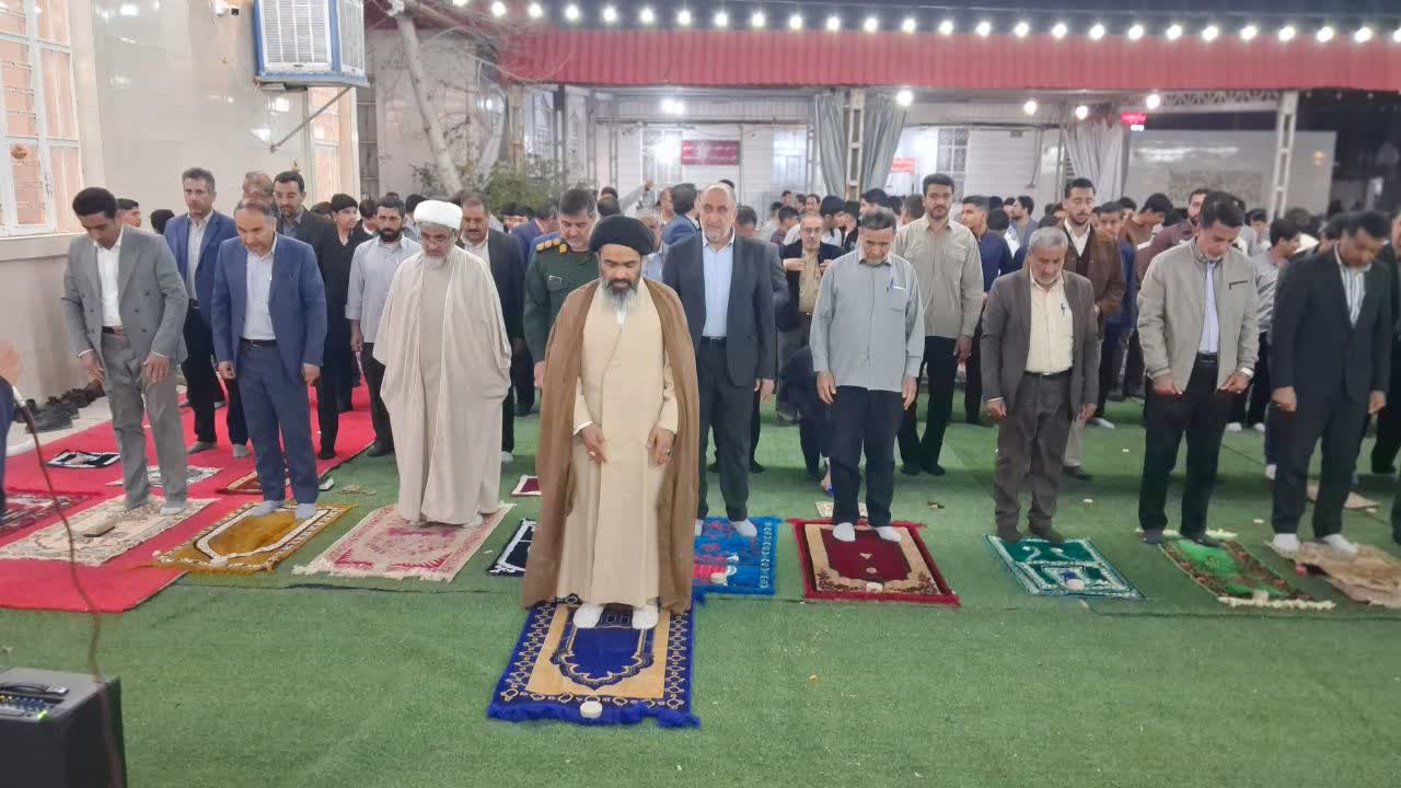جلسه انس با قرآن با حضور قاری کشوری ( استاد محمد بهرامی شاد)