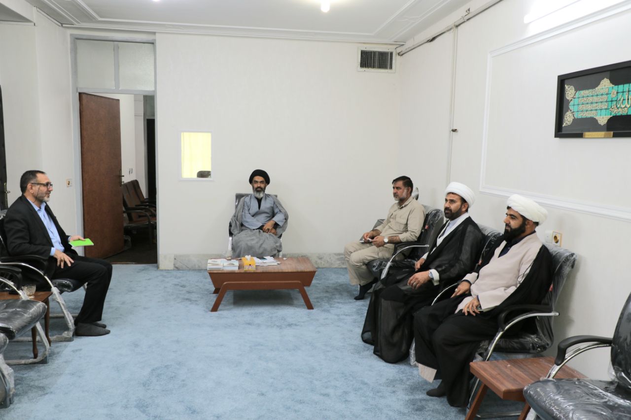 دیدار سرپرست اداره فرهنگ و ارشاد اسلامی کوار با امام جمعه این شهرستان