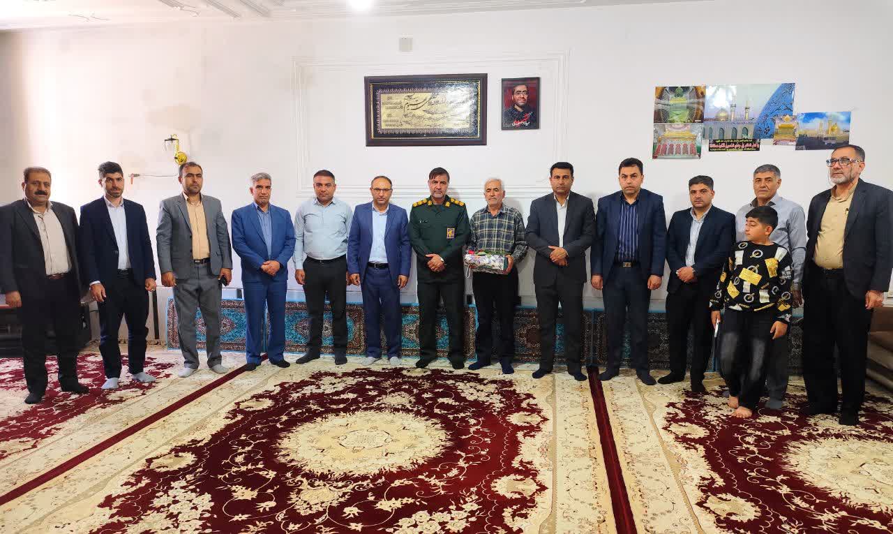 گرامیداشت اولین روز از هفته معلم 