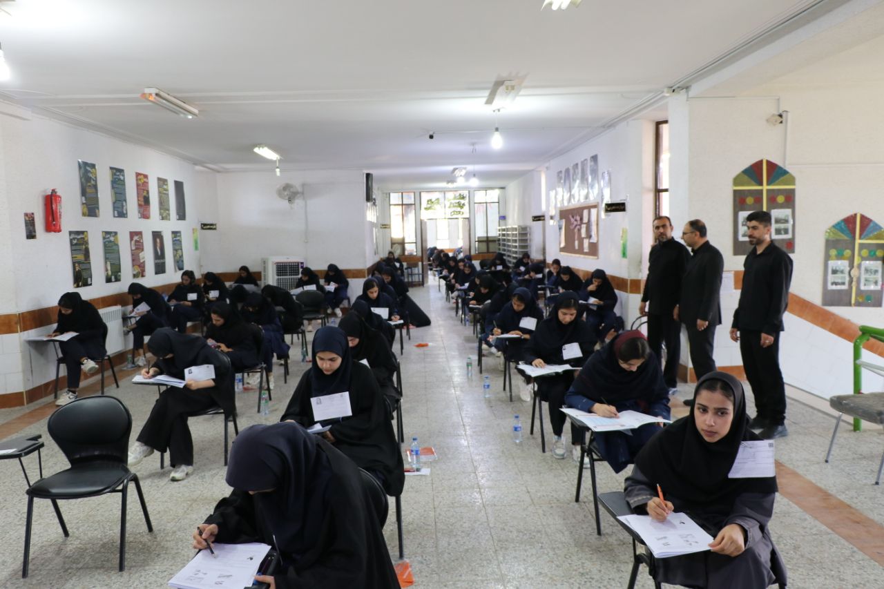 آزمون‌های ورودی مدارس استعدادهای درخشان و نمونه دولتی در شهرستان کوار برگزار شد