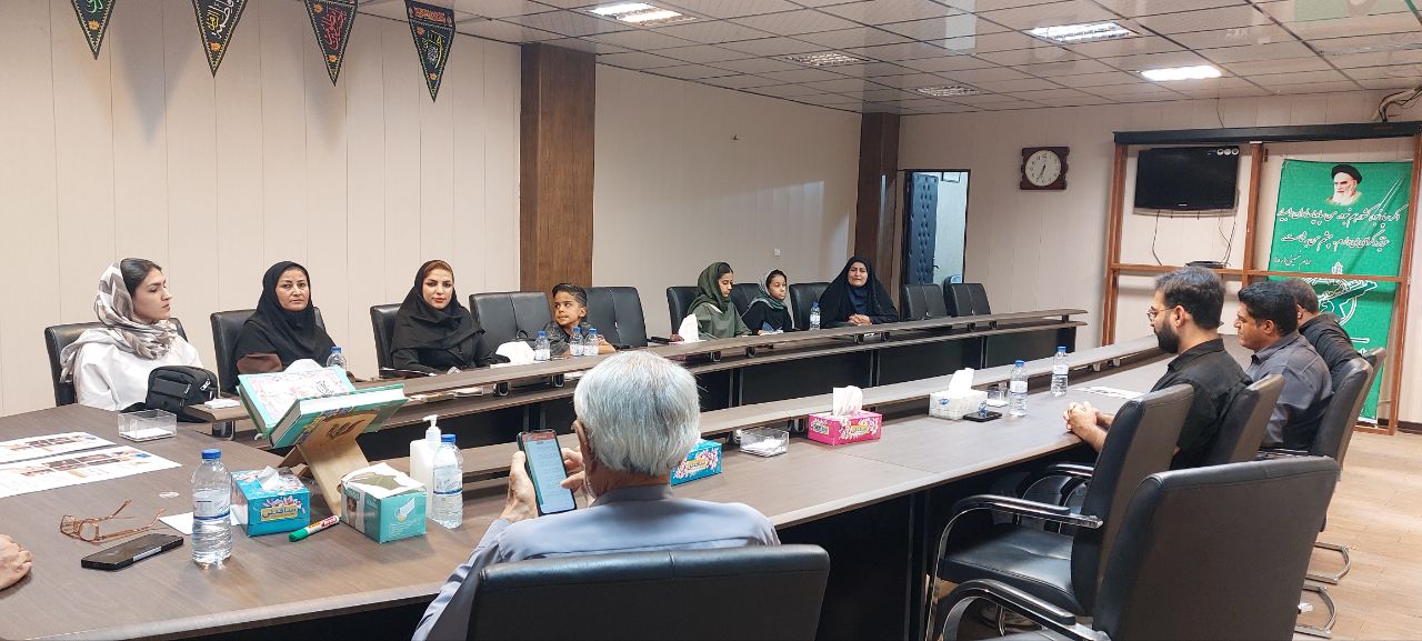 شکوفایی ادبیات در کوار؛ دومین نشست انجمن شاعران برگزار شد