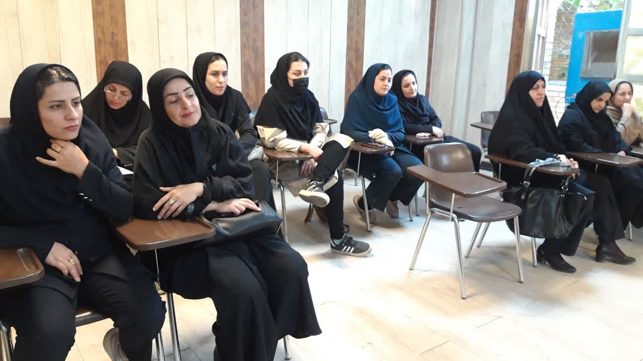 کارگاه آموزشی احیای کودکان و نوزادان و تغذیه با شیر مادر ویژه همکاران فرهنگی برگزار شد