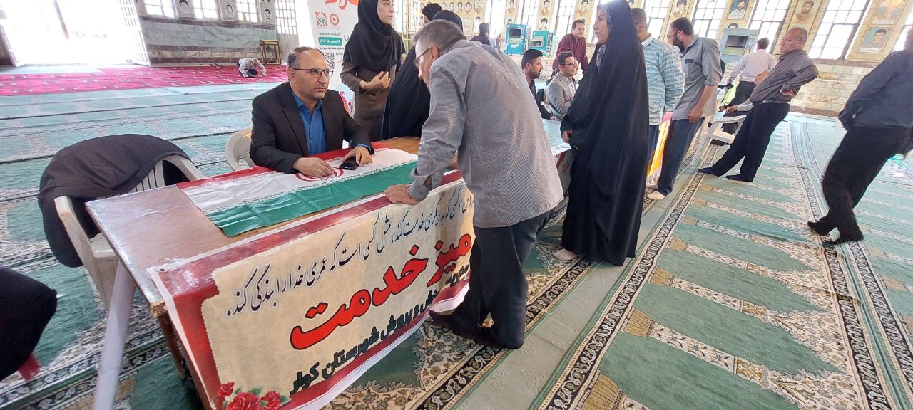 برگزاری میز خدمت در مصلای ۱۴ معصوم (ع) کوار به مناسبت هفته دولت