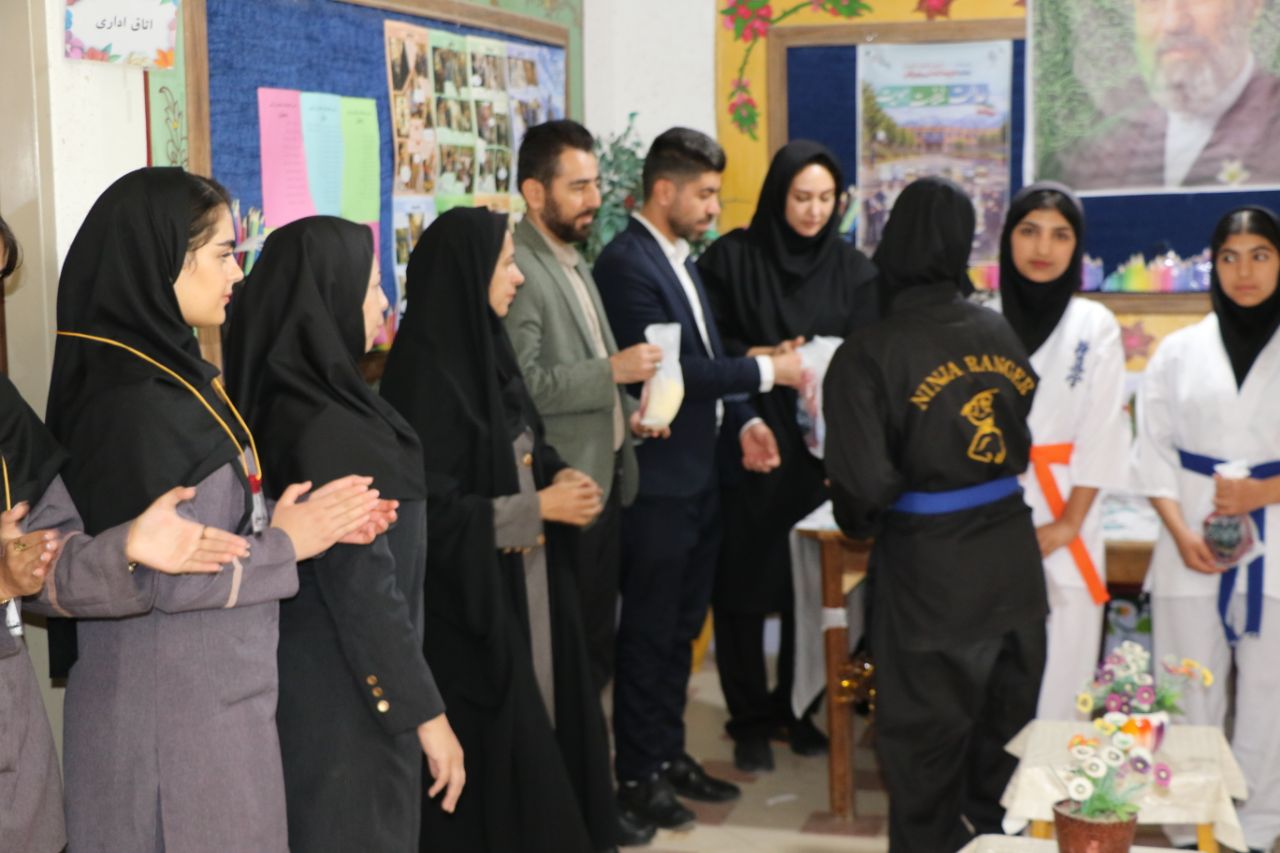 افتتاح نخستین انجمن ورزشی دانش‌آموزی در هنرستان کارودانش کوار؛ گامی مؤثر در جهت نشاط و استعدادیابی کوار