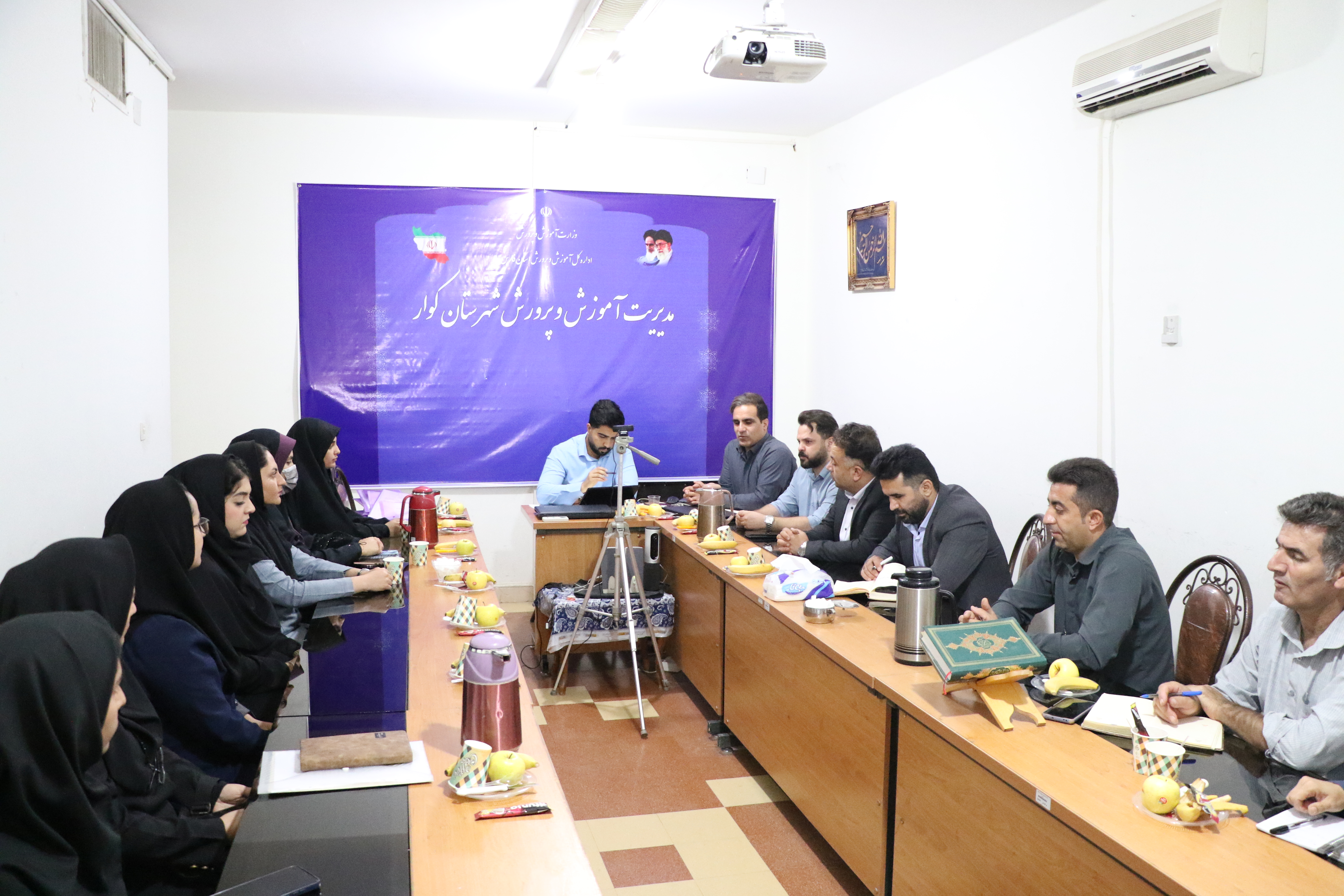 با هدف ارتقاء سطح علمی و مهارتی سرگروه‌ها، ایجاد هماهنگی‌های گروهی مؤثر، و تبیین برنامه‌های نظارتی و حمایتی در حوزه آموزش ابتدایی برگزار گردید.